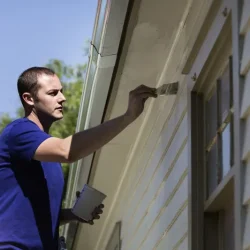 Så målar du om huset själv